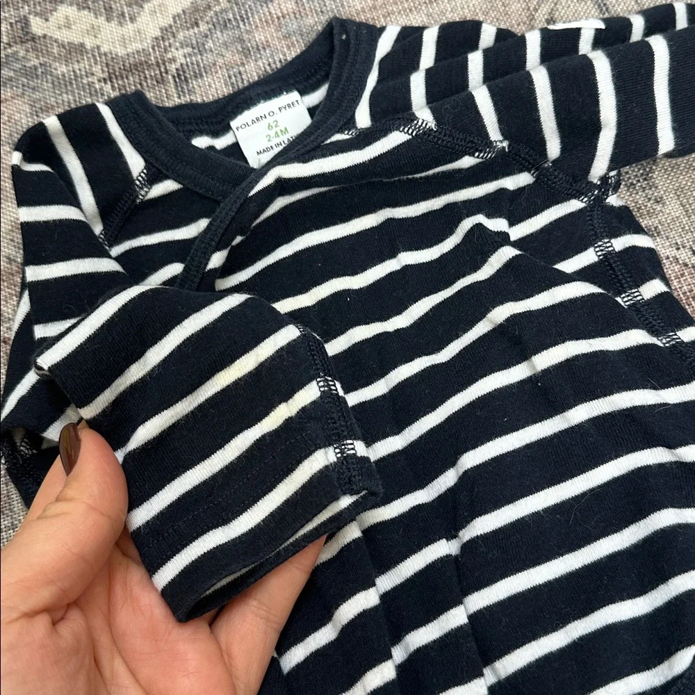 Polarn o Pyret unisex baby boys girls Striped Long Sleeve Baby Onesie sz 2-4 m